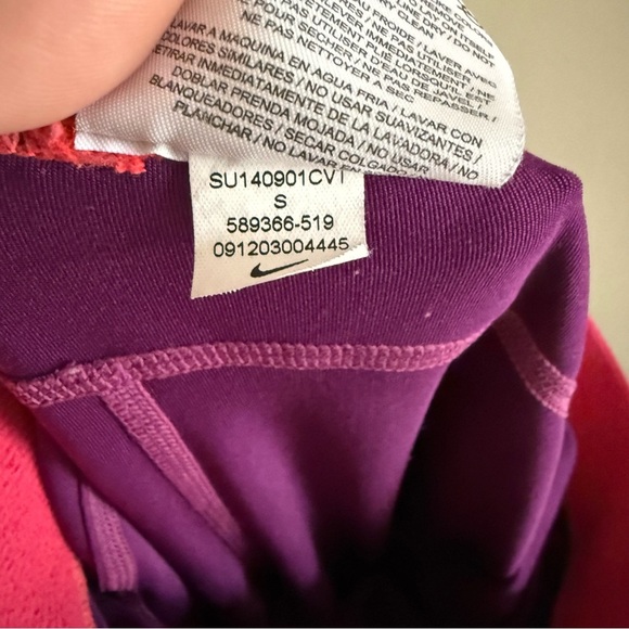 Nike Pro Womens Size Small 3/4 Length Capri Workout Pants Purple Active wear - Picture 4 of 8